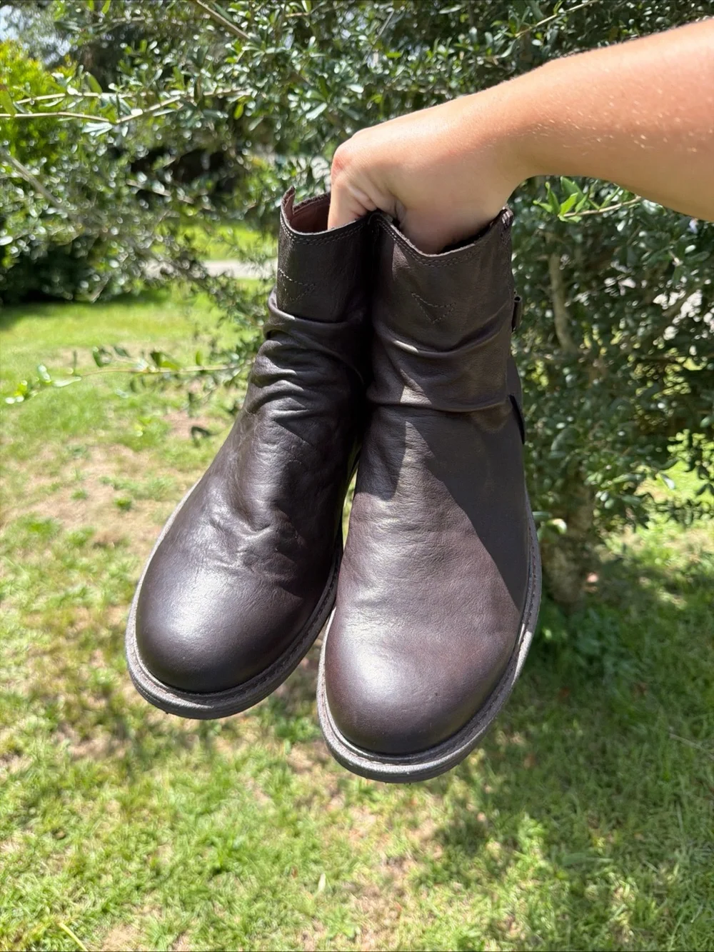 UGG Morrison Dark Brown Leather Side Zip Chelsea Boots Men Size 12